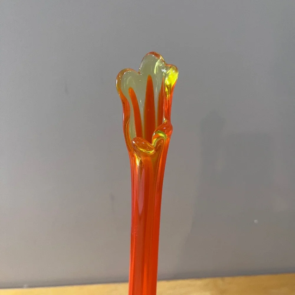 Vtg Viking Epic Column Swung Vase Amberina Orange Glows‎ MCM 20.5